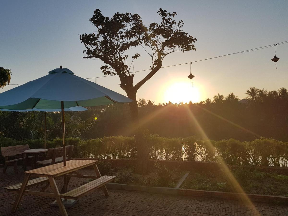 Nipa Riverside Villa Hội An Buitenkant foto