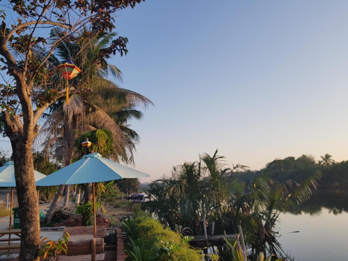Nipa Riverside Villa Hội An Buitenkant foto